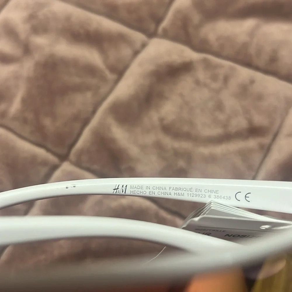 Pink & White H&M Visor Sunglasses - Picture 5 of 7